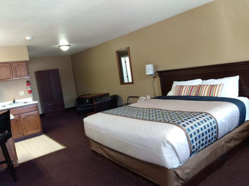 Lovelock Royal Inn المظهر الخارجي الصورة